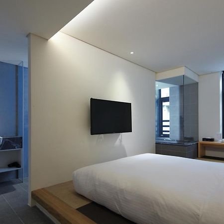 Water House Hotel Taipei Exterior photo